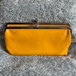 •Hobo• Lauren wallet/clutch Gently Used